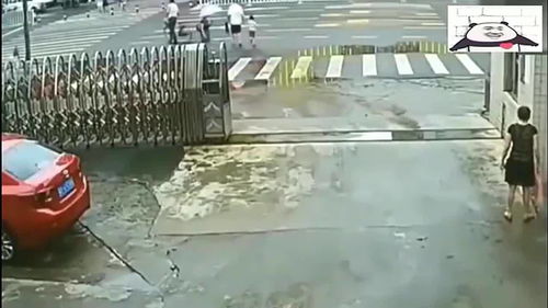 父亲抢行横穿马路，儿子追上去被撞：一个家庭的痛与反思