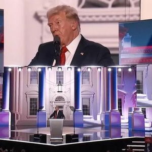 特朗普与普京通话后，泽连斯基的“还钱”风波背后