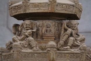 初见大理国地藏寺经幢：穿越千年的佛教艺术瑰宝