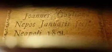 那不勒斯的艺术之旅：在“Napoli Yellow”中邂逅璀璨艺术