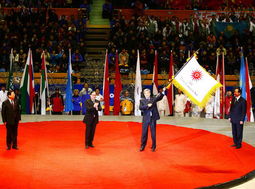 亚冬会闭幕式上，谁的DNA动了？徐梦桃担任旗手背后的故事