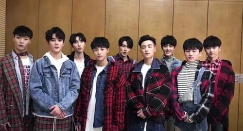 X玖少年团成员赵磊官宣结婚，95后婚恋观引发热议