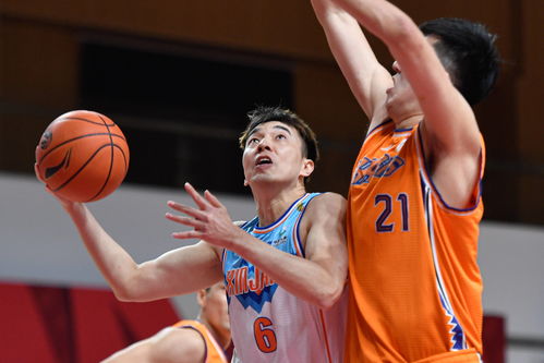 CBA俱乐部杯：上海逆转新疆豪取7连胜 血布荣膺MVP