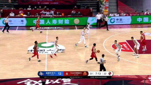 葱油饼老板因跳投卖饼走红：平凡生活中的不平凡梦想