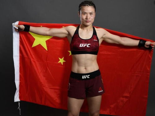 张伟丽6捧UFC金腰带，比肩传奇乔安娜！