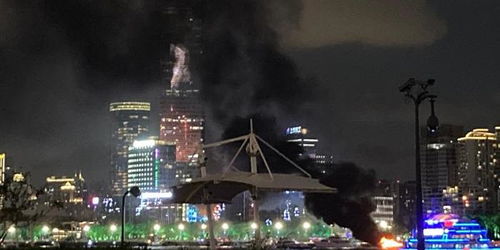 亲历者视角：上海黄浦江四星级游船着火事件全记录