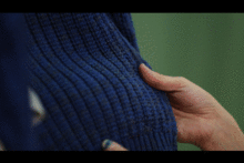 《脐带》：血缘织就的牢笼，一段关于成长与分离的心灵旅程