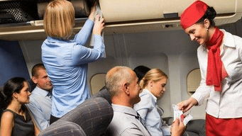 航班上的生命救援：老人猝死事件背后的思考