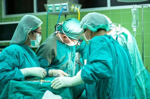 为什么手术输血要家属献血？真相让人深思