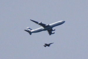 亲历者视角：美客机加拿大降落事故现场还原