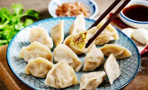 6万买饺子导演高仿号当事人发声：网络侵权背后的真相