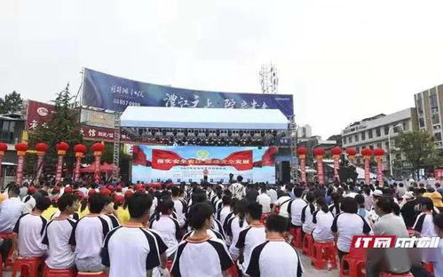 Z日平安夜：在Catedral de San Nicolás感受《平安夜》的全球共鸣