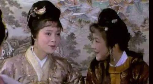 薛宝钗不是“第三者”：从人性角度重新解读红楼经典