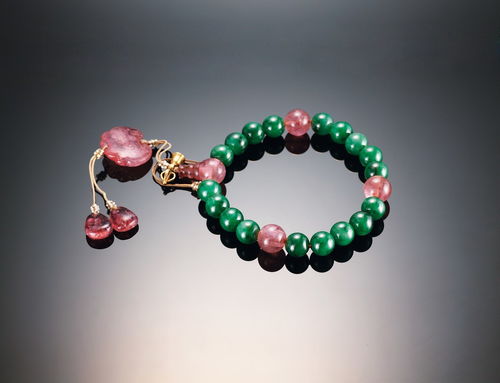 巧手串珠，编织生活的幸福密码