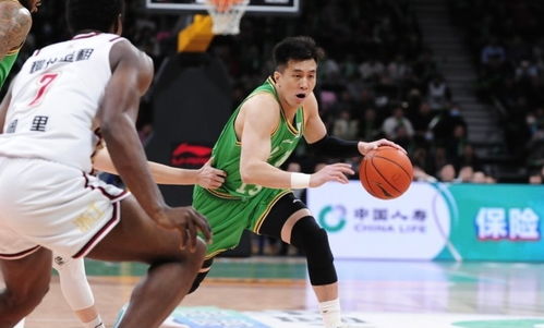 郭艾伦受伤全过程回顾：从首次拉伤到西班牙康复之旅