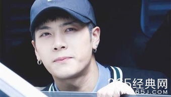 王嘉尔为何选择不再依赖经纪人？揭秘背后的真实原因