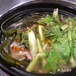 为什么选择在夜里做米线？一个深夜追梦人的故事