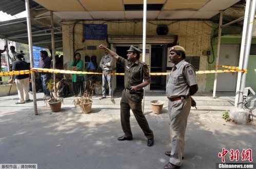 女生遭侵犯逃跑溺亡：嫌犯阻挡其上岸，真相令人痛心