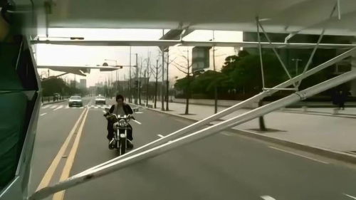 任贤齐南京骑摩托车被罚：明星也逃不过交通规则