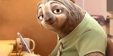 美甲师敖闰的穿戴甲热潮：龙年画龙忙疯了