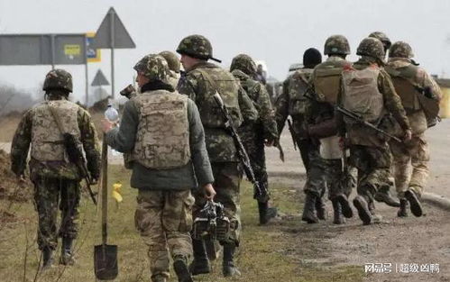 俄乌局势紧张：俄方警告乌克兰恐袭威胁，防空警报下的基辅之夜