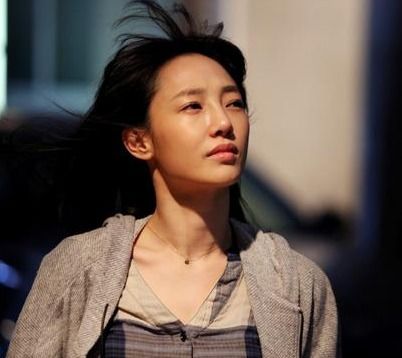 王家三代颜值逆天！网友热议：这家人共用一张脸