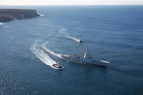 澳方对中国军舰南太航行的过度反应