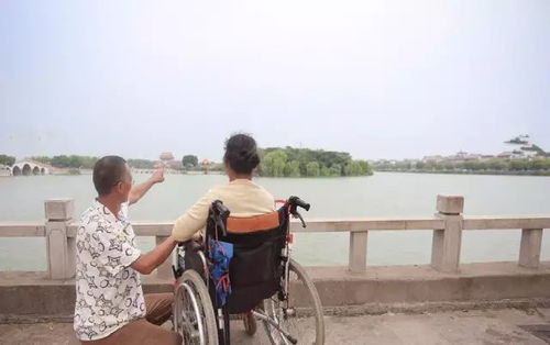 男子带病妻徒步3000公里去西藏：爱与坚持的旅程