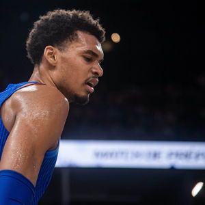 文班亚马因右肩深静脉血栓赛季报销，这对他意味着什么？