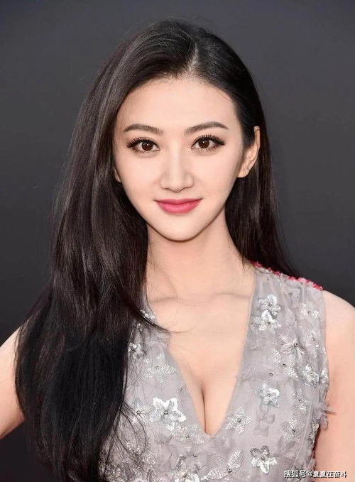 整形美容背后的隐痛：女子花费11万却后悔不已