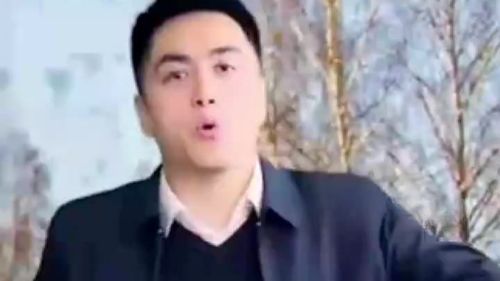 驻村书记穿行政夹克跳舞带货，他用独特方式助力乡村振兴