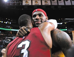 詹姆斯拥抱6年前撞翻的女服务员：一场跨越时间的和解