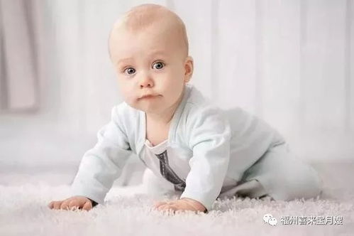 8岁男孩展现神奇正骨技艺，为肘关节脱位女宝成功复位