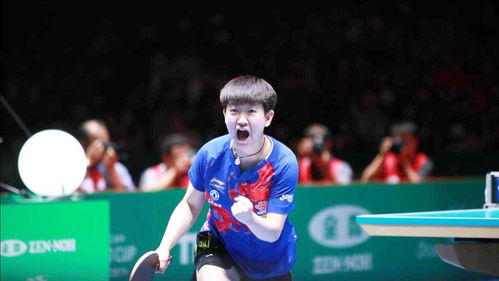 孙颖莎离场时全场高呼“我爱你”：那一刻，她是所有人心中的英雄