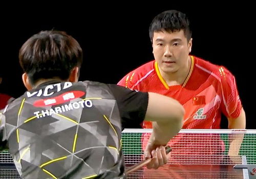 梁靖崑逆转张本智和：一场惊心动魄的乒乓对决