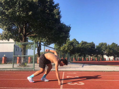 竞技体育的魅力：从争议到荣耀，他用行动诠释永不言弃