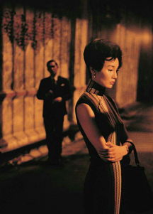 《花样年华》最美的BE：一场关于爱情与遗憾的25周年重逢