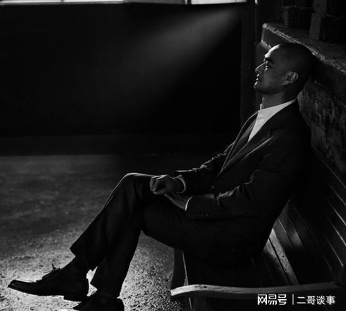 说说冯唐：从诗人到管理大师的传奇人生