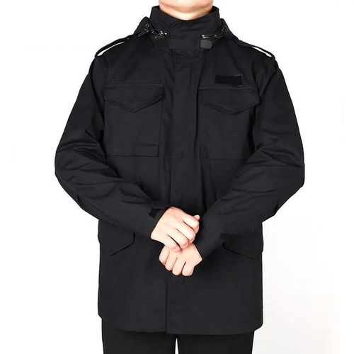 M65风衣：从战场到街头的时尚传奇