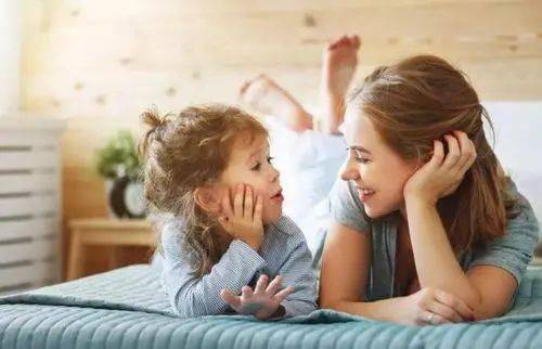 宝妈带娃上班的两难抉择：机械厂里的特殊故事