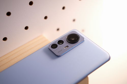 小米15 Ultra即将发布，卢伟冰揭秘旗舰实力