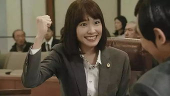 25岁女子伪装成律师 当庭射杀黑老大：一场惊心动魄的正义反击