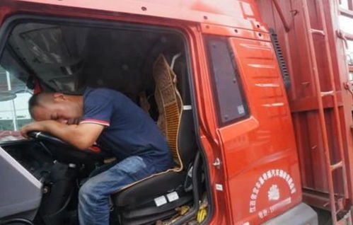 女司机送货遭村民强索过路费，民警介入后仍被要钱：农村物流背后的灰色地带