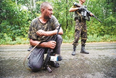 震撼！俄军士兵肉搏战取胜，普京亲自授勋背后的真相