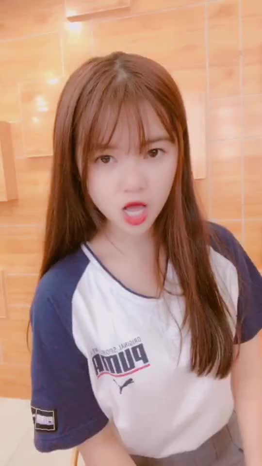 A怎么会没发现B喜欢C的秘密呢？