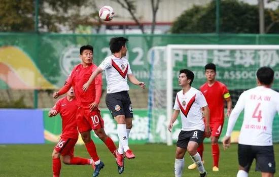 国青虽占据优势却被沙特绝杀，背后原因深度解析