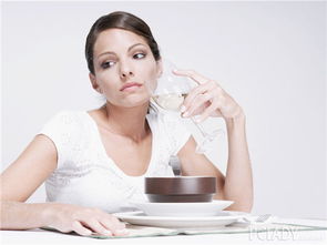 从厌食到多脏器衰竭：她的生命如何被一步步推向边缘？