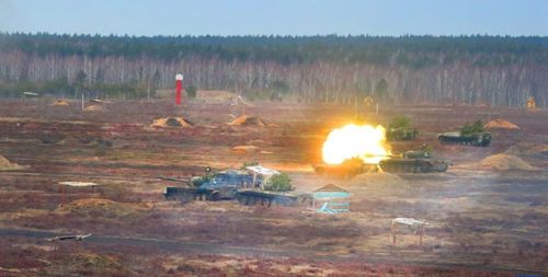 俄乌冲突三周年：和平曙光还是持续拉锯？