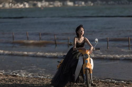 双轮织就的霓裳：解密女子骑行的美丽基因链