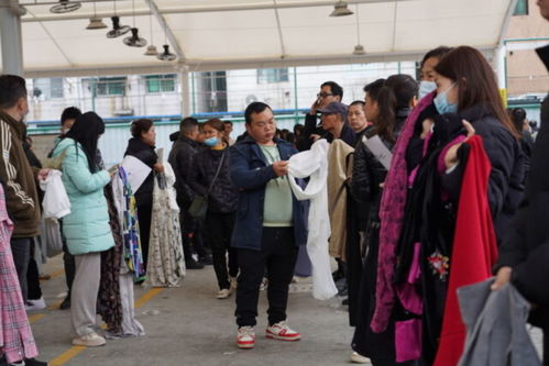 广州制衣村老板排队等工人“挑”：小李的亲历故事